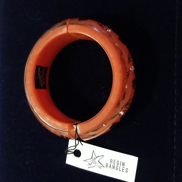 NWT H2Z Resin Hinged Bangle Bracelet with Crystals - Picture 3 of 13